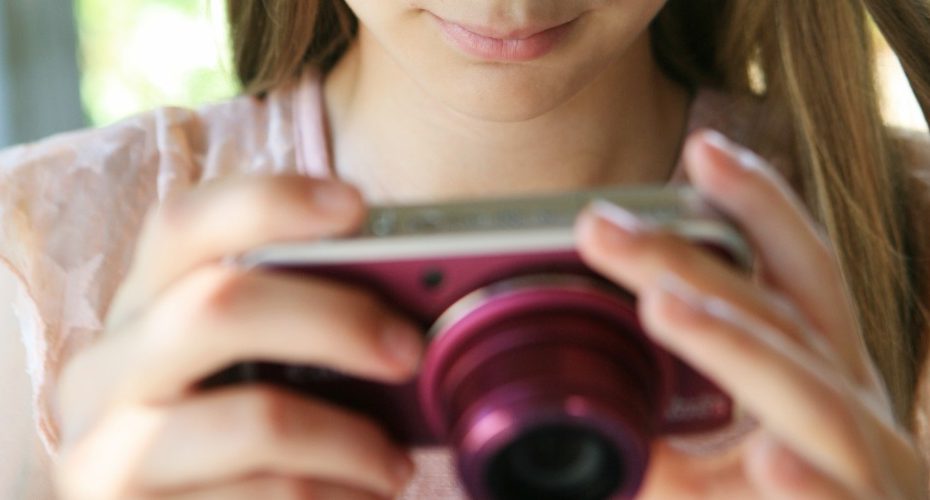 Abren una búsqueda de familia adoptiva para una adolescente de 15 años
